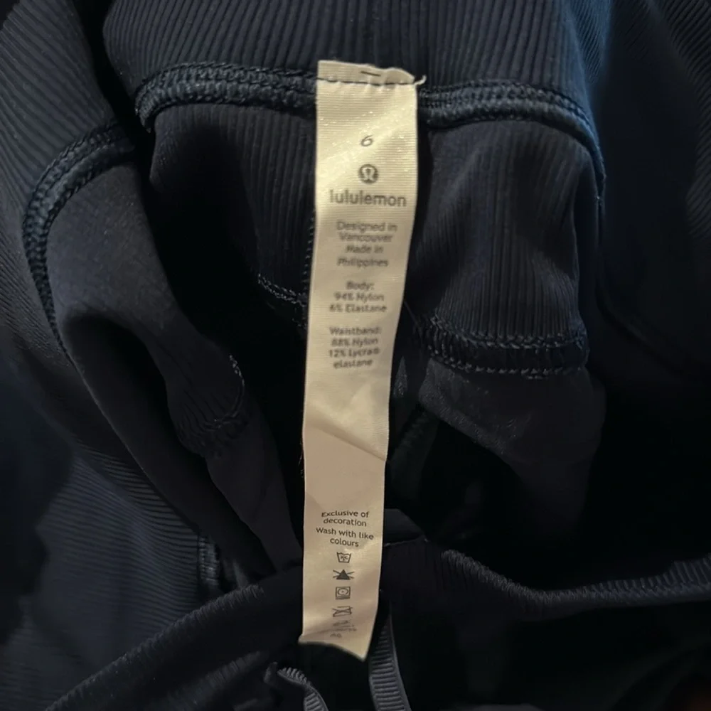 Lululemon Dance Studio‎ Crop Pants 25” True Navy Swift sz6